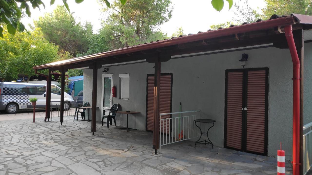 Camping Mitikas And Bungalows Plaka Litóchoro Exterior foto